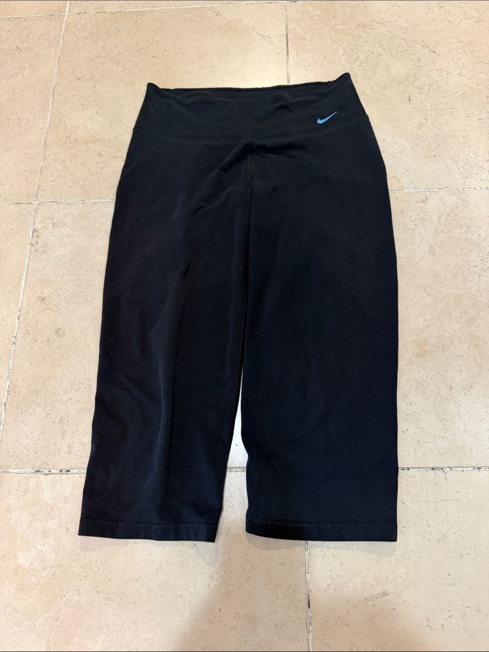 Vintage Nike Black Capri Leggings with Light Blue Swoosh
